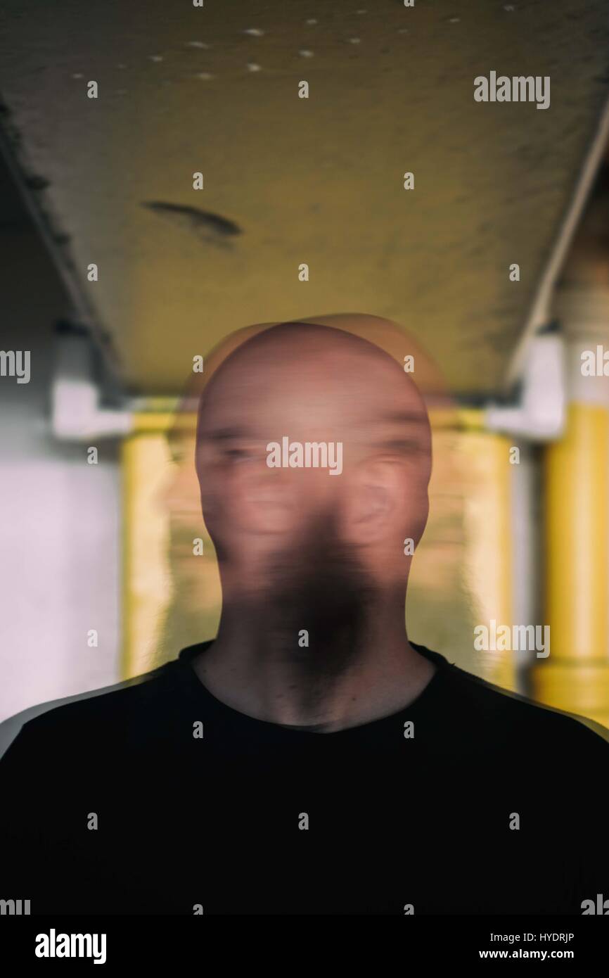 Shaking head blur hires stock photography and images Alamy