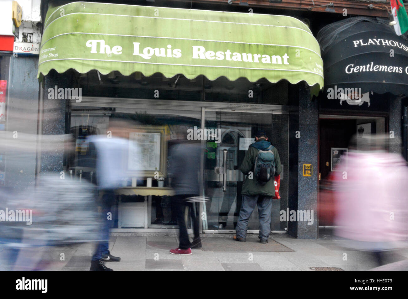 CARDIFF, UK. 16th February 2017. The Louis Restaurant on St. Mary’s Street closed overnight with no warning, and was effective immediately. This is ap Stock Photo