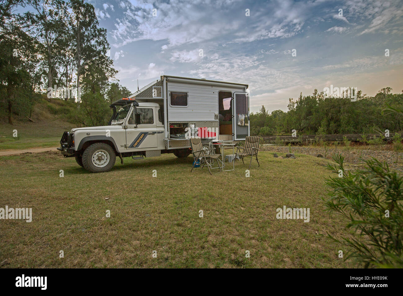 Mobile Home in Land Rover Defender Mobile Home in Land Rover Defender