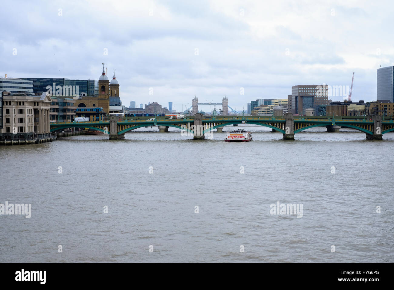 Bridge over river Thames Stock Photo