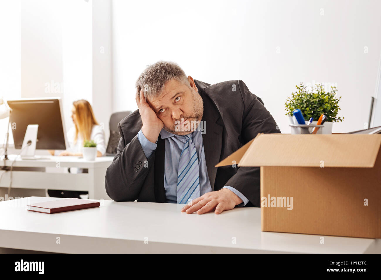 лидер и руководитель. неправильный руководитель. босс лидер. победитель и неудачник. убеждение это в психологии.