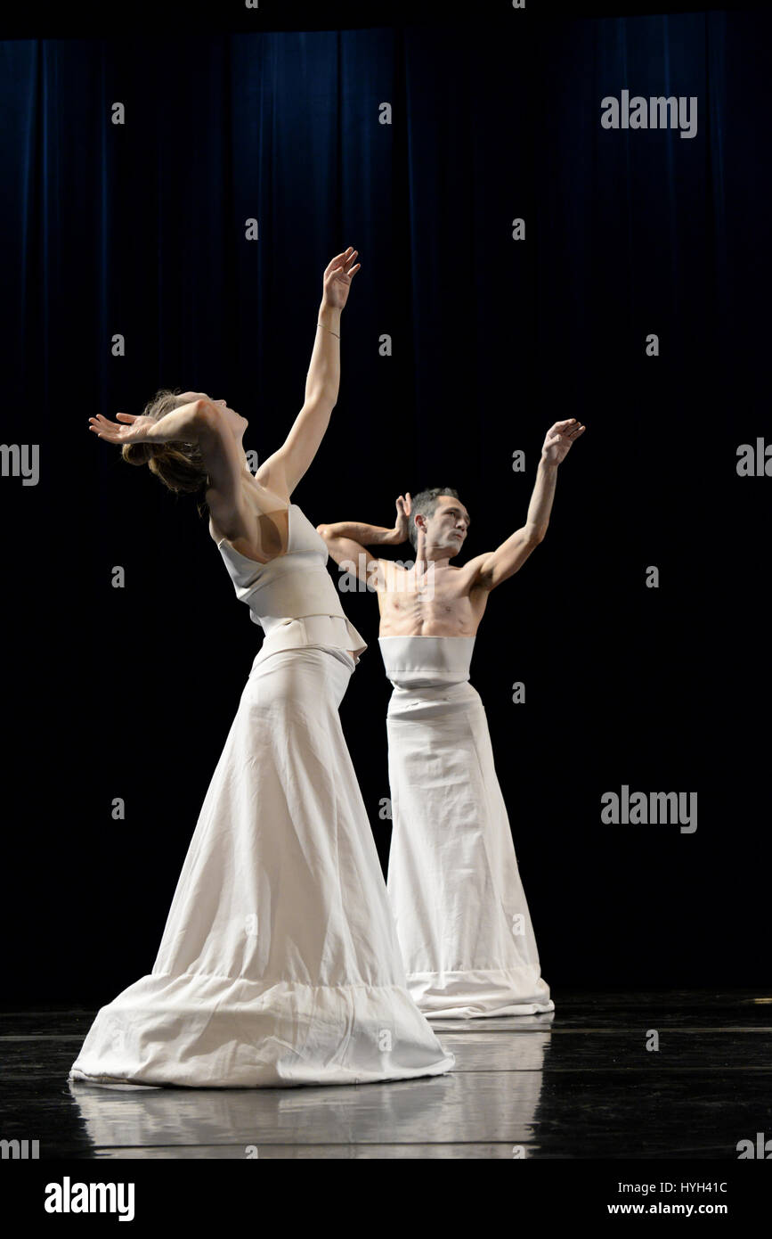Butoh dance Performance Stock Photo Alamy