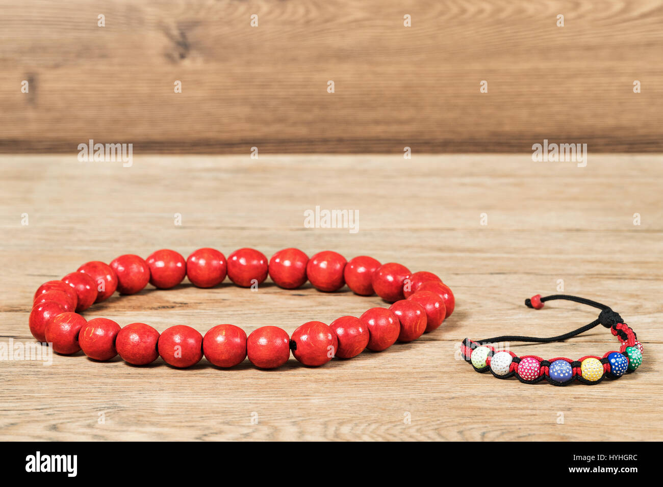 BRAND NEW WOODEN BEADS NECKLACE AND BRACELET 4 Different Colours To Choose  From £3.99 - PicClick UK