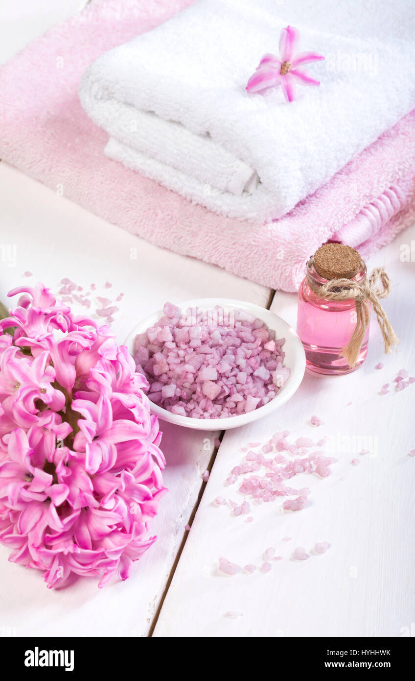 Spa background in the range of pink and white Stock Photo - Alamy
