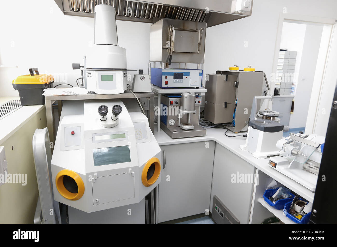 Computer controlled dental microscope in a hitech, modern laboratory