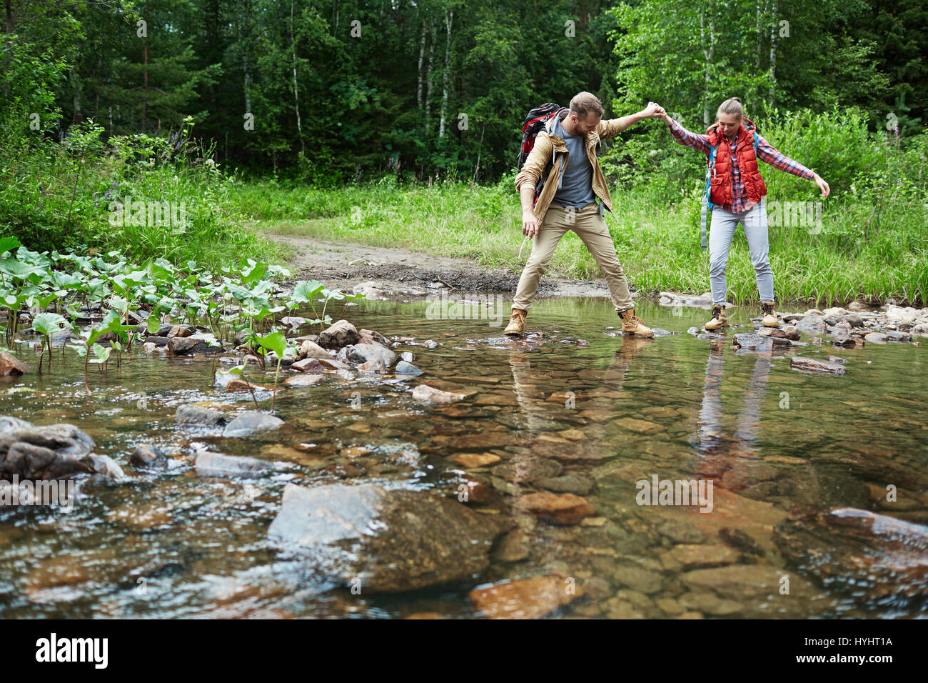 Купаться в реке. Ходили на речку. Брод реки. Брод реки. Дети на озере.