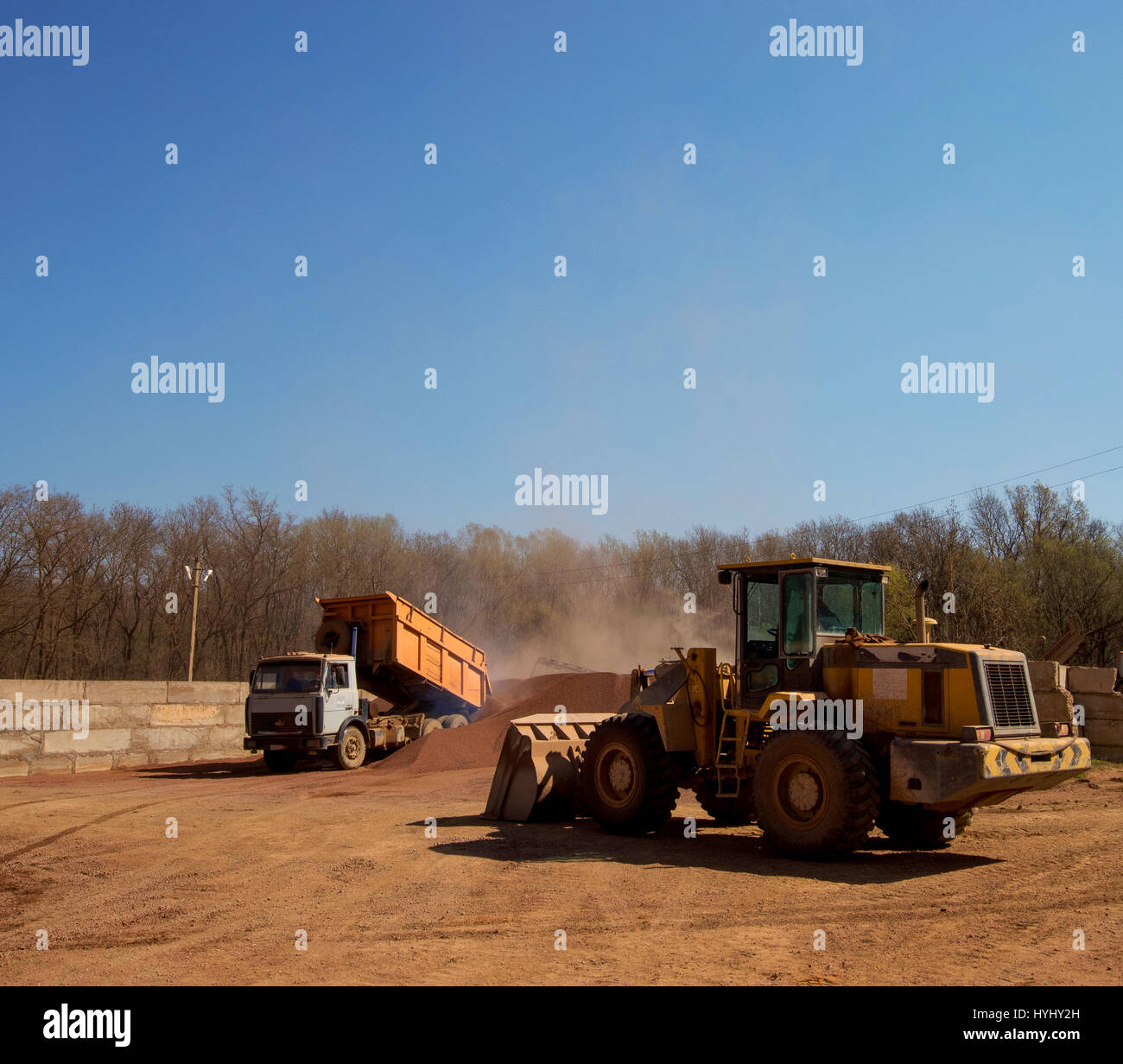 Unloading process hi-res stock photography and images - Alamy