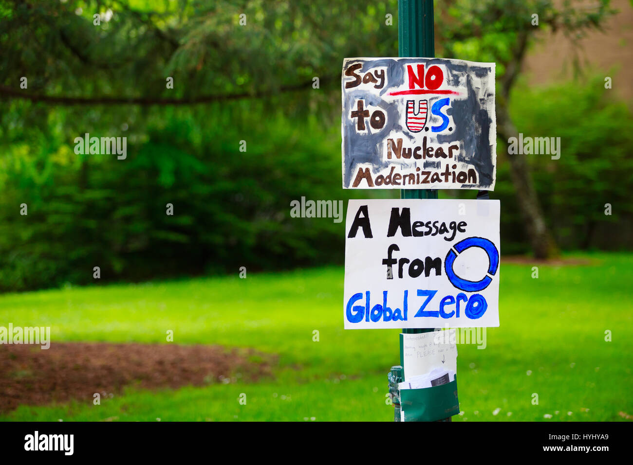 EUGENE, OR - MAY 9, 2015: Protest sign says no to U.S. nuclear modernization, a message from Global Zero group on the University of Oregon campus in E Stock Photo