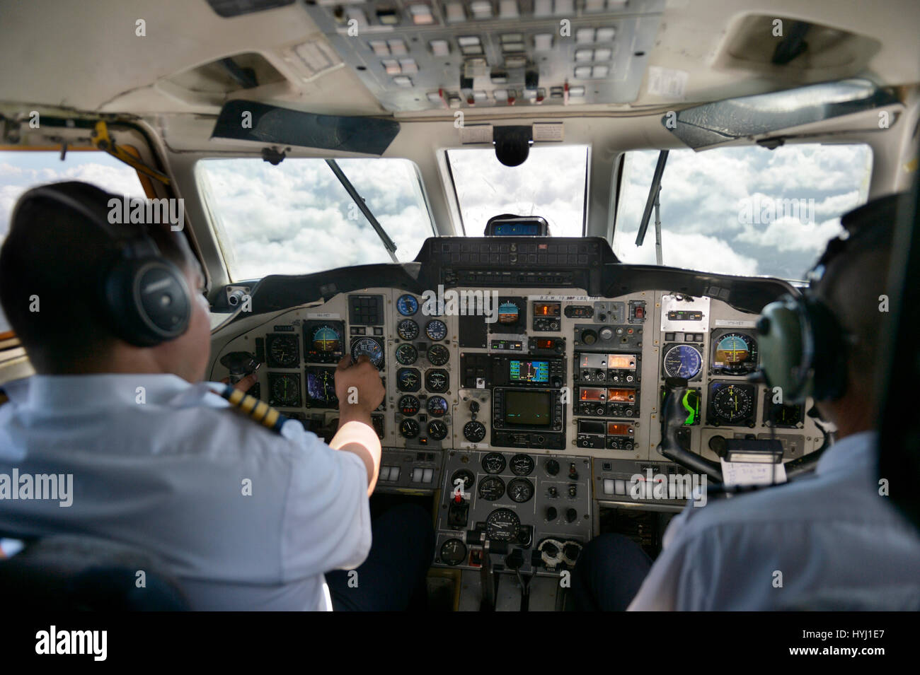 Pilot and copilot control the twin-engine propeller aircraft British Aerospace Jetstream 3200, Dominican Republic Stock Photo