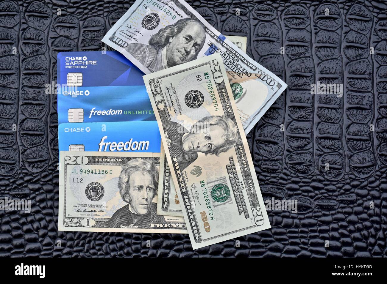 low cash advance fee credit card