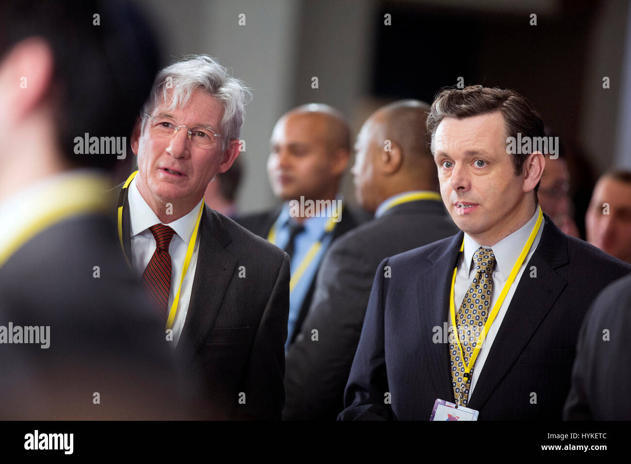Antonio Banderas Befriends Richard Gere Through Empowering 'Gypsy' Stage Production Young richard gere hi-res stock photography and images - Alamy