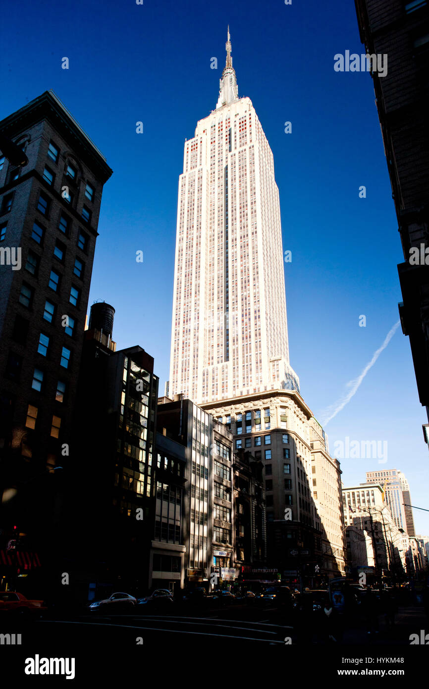 The Empire State Building, Manhattan, New York City, USA Stock Photo ...