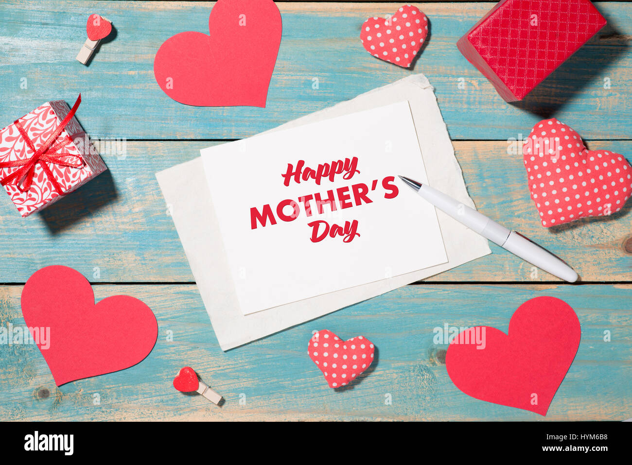 Happy mothers day flowers hi-res stock photography and images - Alamy