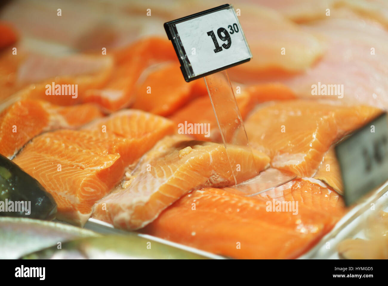 Seafood on ice at the fish market Stock Photo Alamy