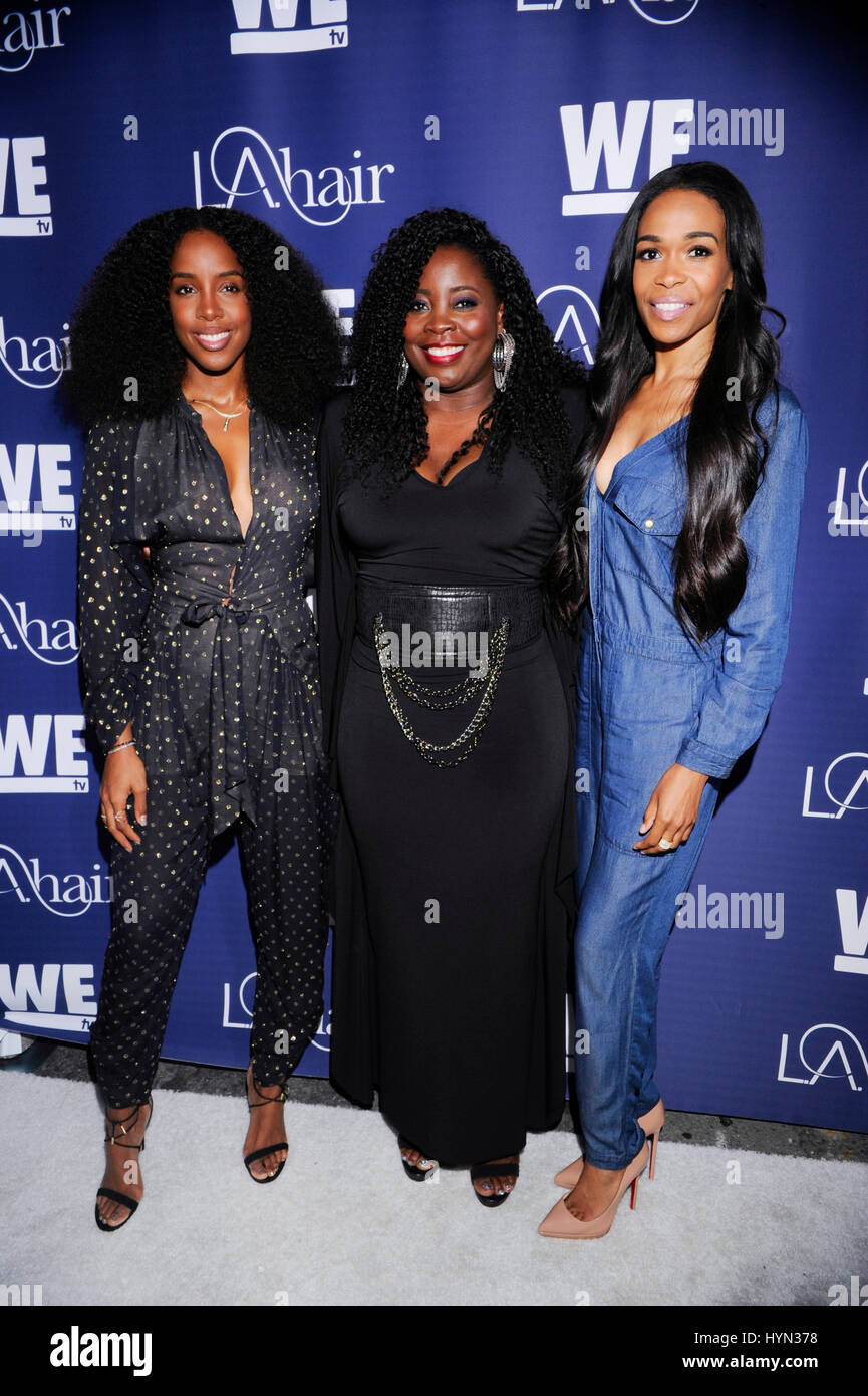 (L-R) SIngers Kelly Rowland and Michelle Williams of Destiny&rsquo;s Child