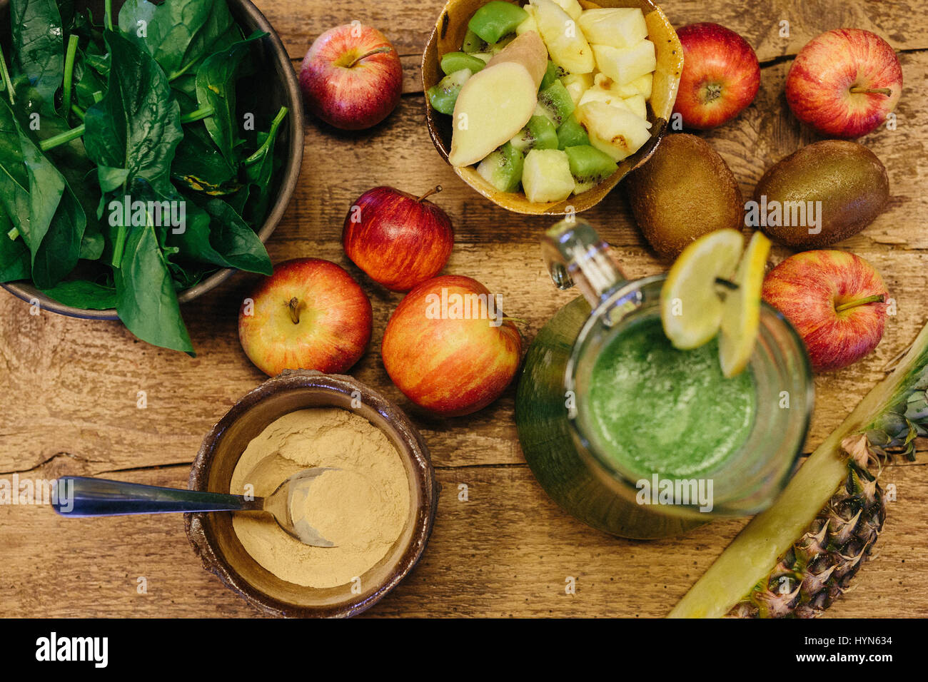 Ingredients for an spinach cold press juice Stock Photo Alamy