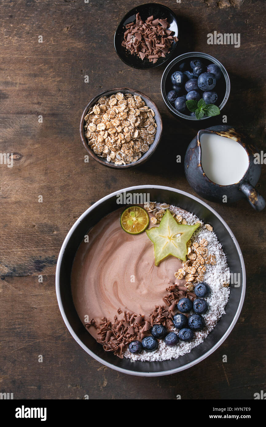 Yogurt smoothie bowl Stock Photo Alamy