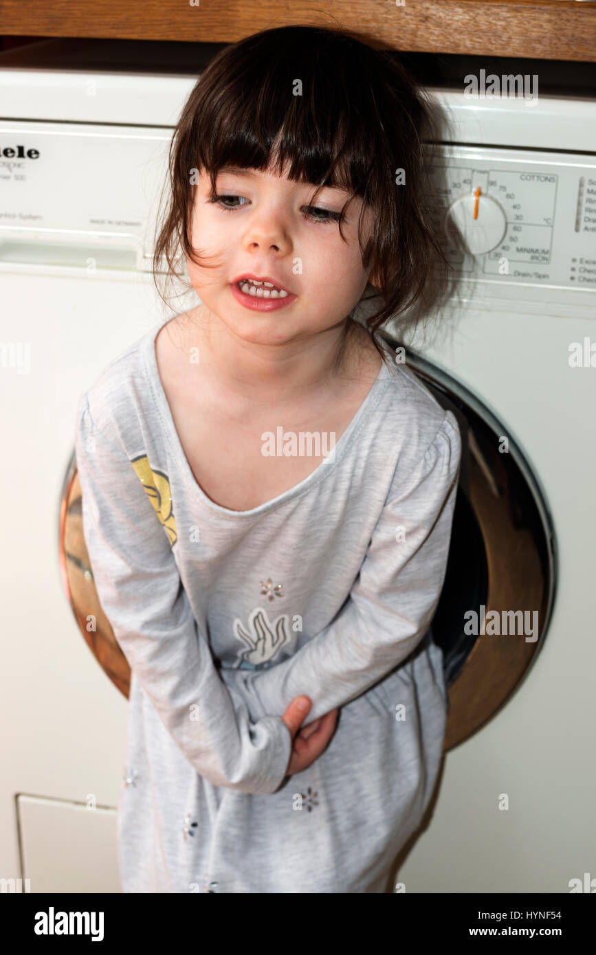 Children washing machine hires stock photography and images Alamy