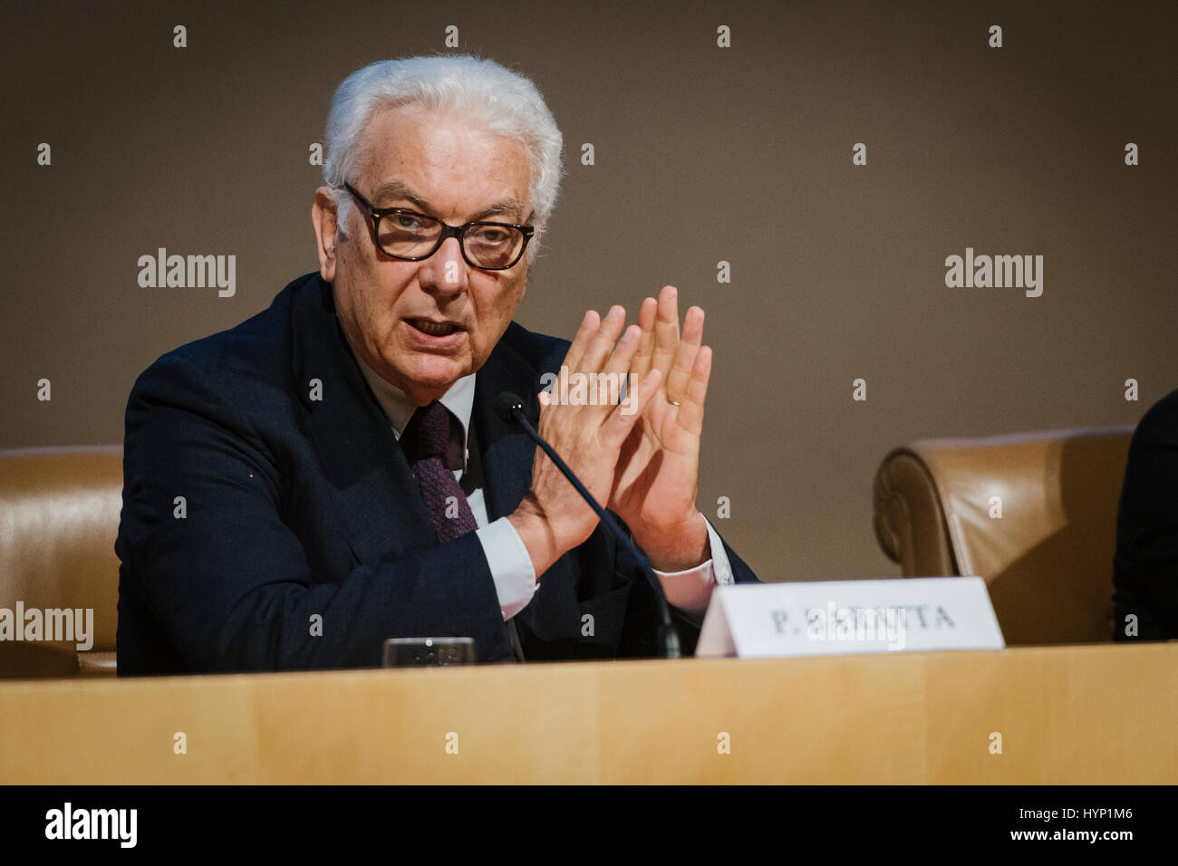 Paolo baratta hi res stock photography and images Alamy