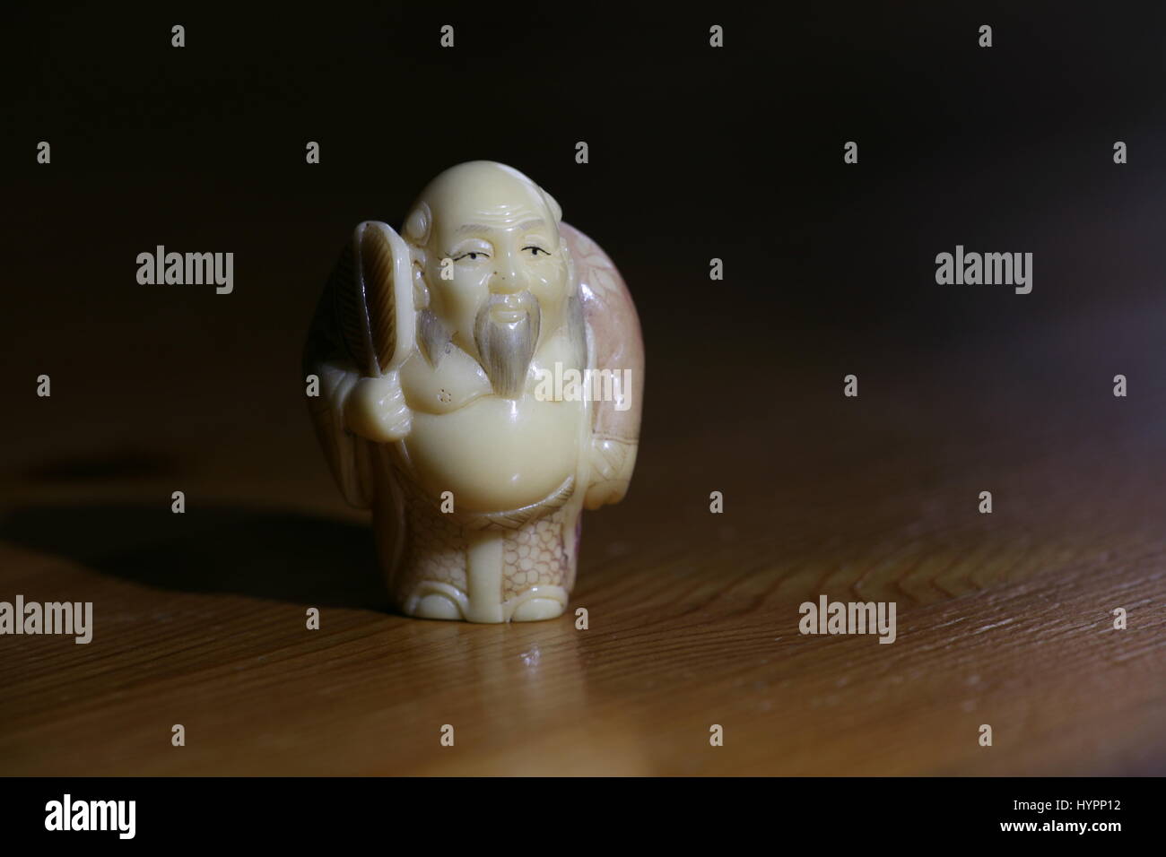 Vintage japanese netsuke hires stock photography and images Alamy