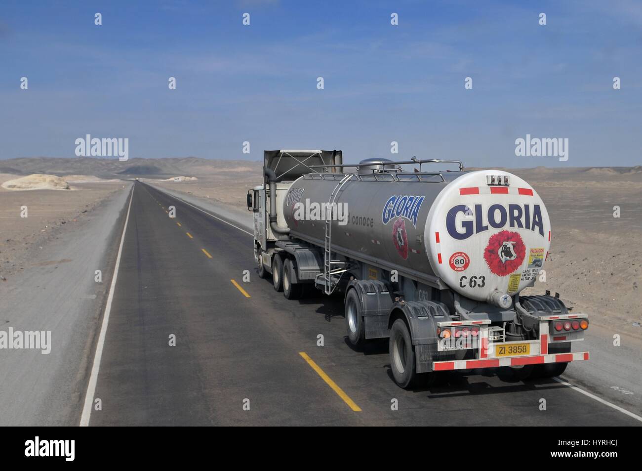 Peru, Truck on the Pan American Highway Stock Photo