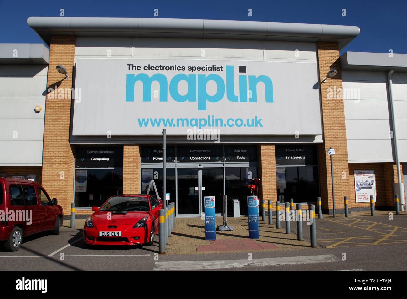 Southend, Essex, 25 March 2017 - Maplin electronic store Stock Photo ...