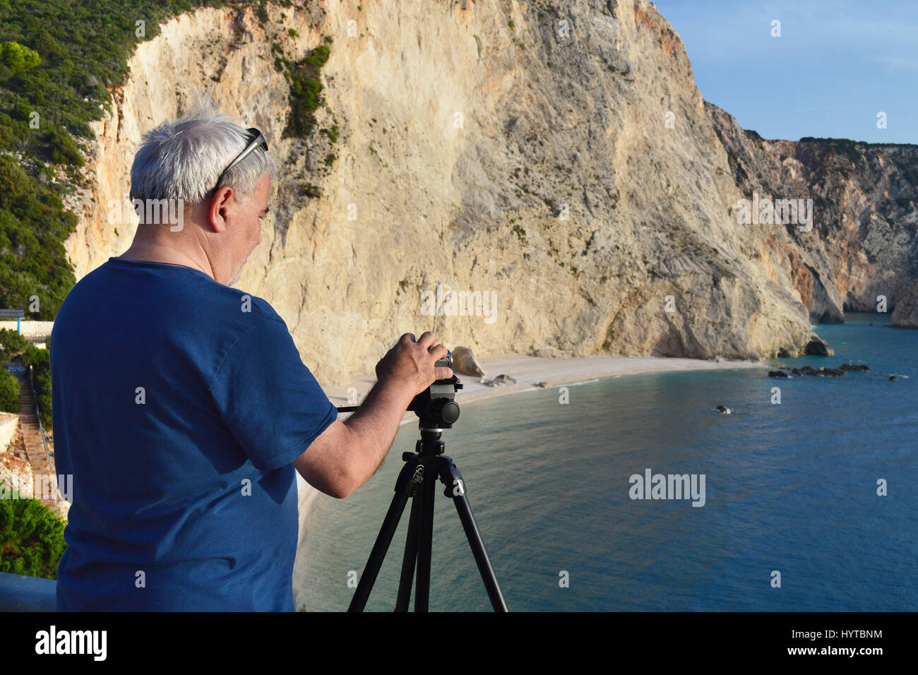 Camera on tripod beach sunset hi-res stock photography and images - Alamy