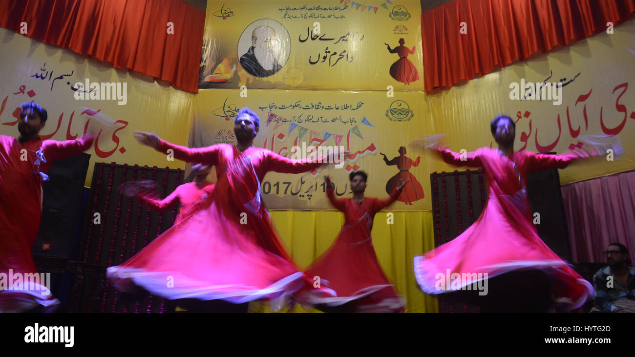 Semiz rus fohishalar bilan porno