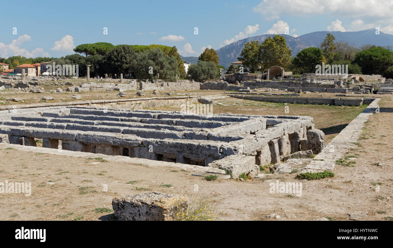 Ritual pool hi-res stock photography and images - Alamy