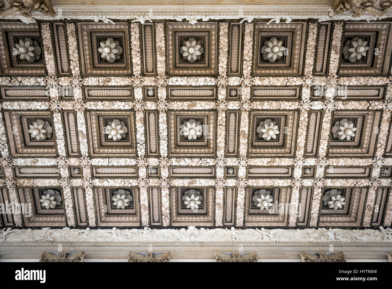 The ceiling above the main entrance to the Fitzwilliam Museum in Cambridge, England, UK Stock Photo