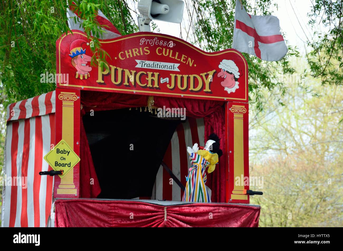 Punch and judy wooden puppets hires stock photography and images Alamy