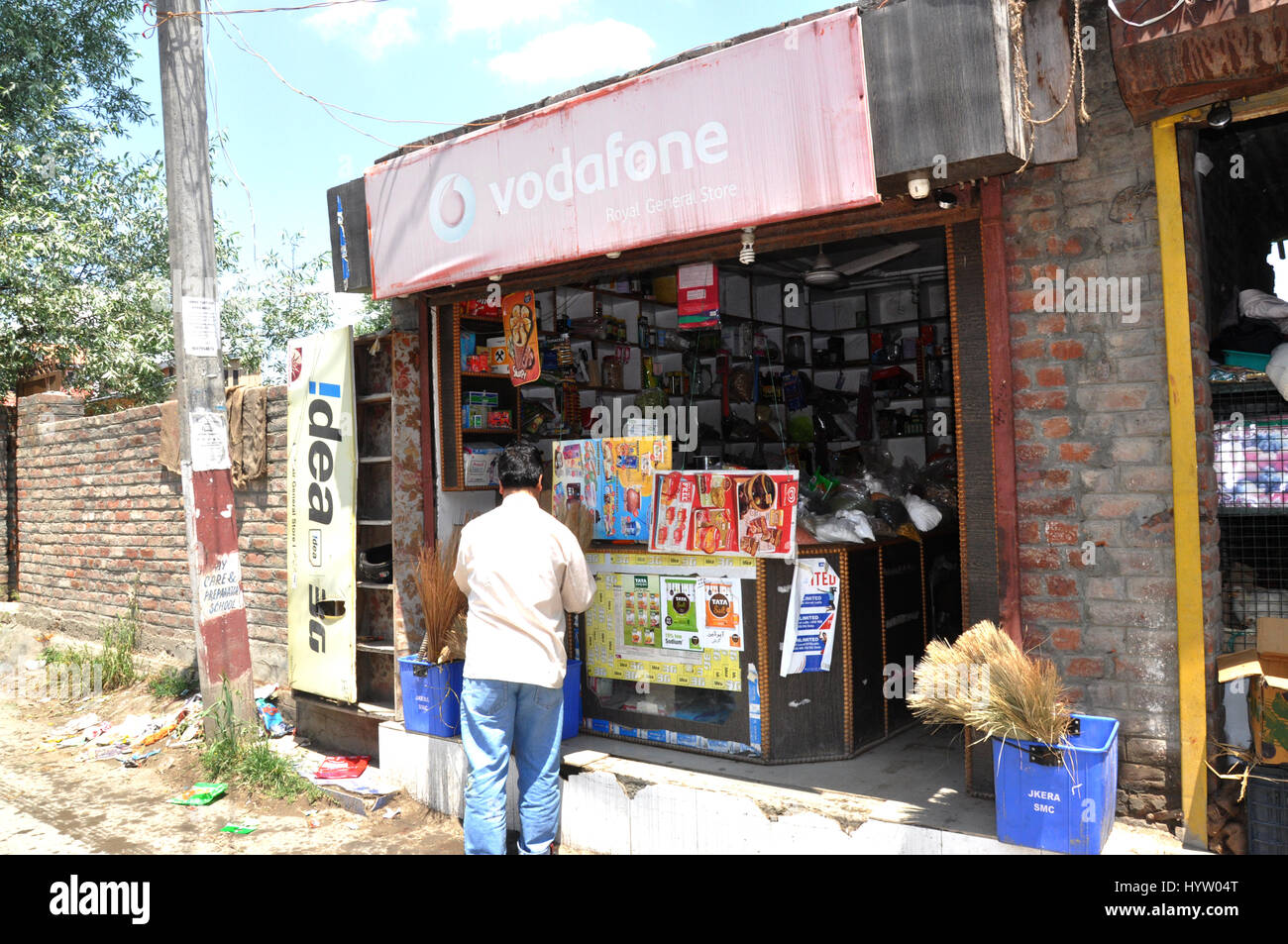 Kashmir Srinagar street, shop, India, Asia (Photo Copyright © by Saji