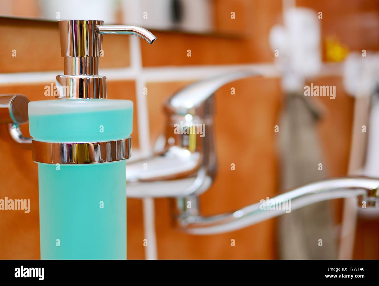 Soap dispenser sink hires stock photography and images Alamy