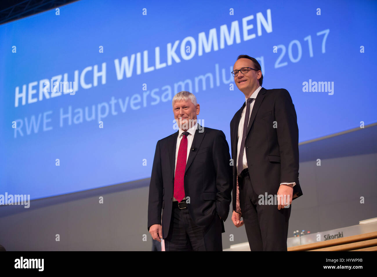 Essen, Germany. 27th Apr, 2017. RWE AG AGM: CEO Rolf Martin Schmitz (L) and CFO Markus Krebber. Credit: Juergen Schwarz/Alamy Live News Stock Photo