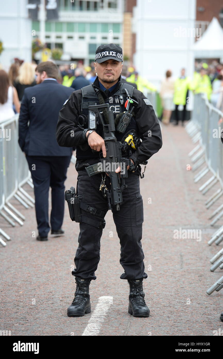 Liverpool, UK. 07th Apr, 2017. Armed Police keep an eye on guests as ...
