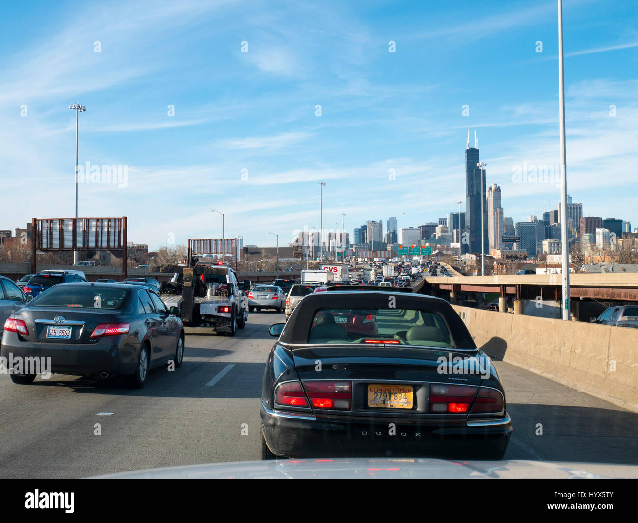 Chicago, Illinois, USA. 7th Apr, 2017. Heavy traffic clogs the northbound lanes of the Dan Ryan Expressway approaching downtown during the evening rush hour. Chicago was recently found to have the longest commute of any major city in the United States. Credit: Todd Bannor/Alamy Live News Stock Photo