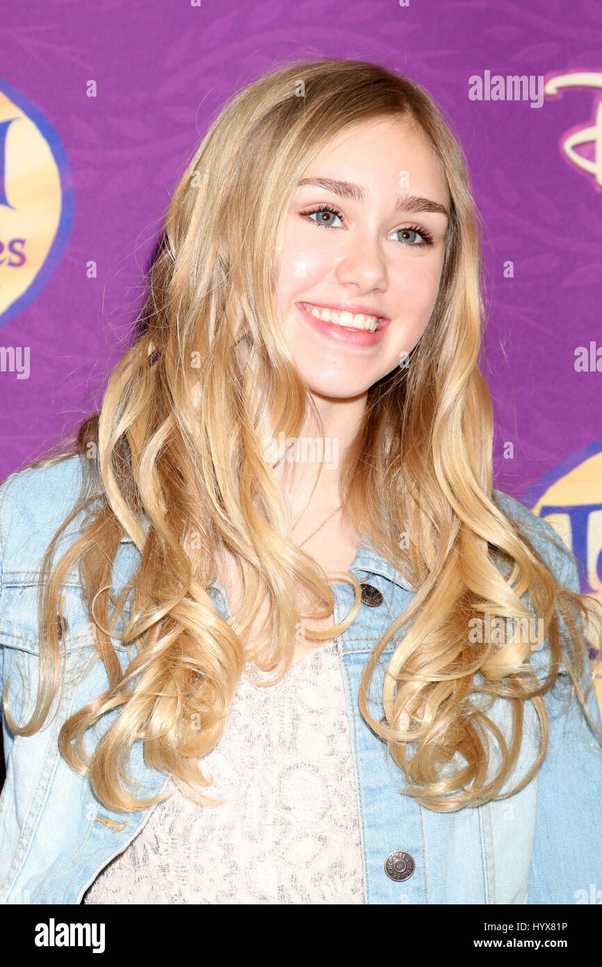 Beverly Hills, CA, USA. 4th Mar, 2017. LOS ANGELES - MAR 4: Emily