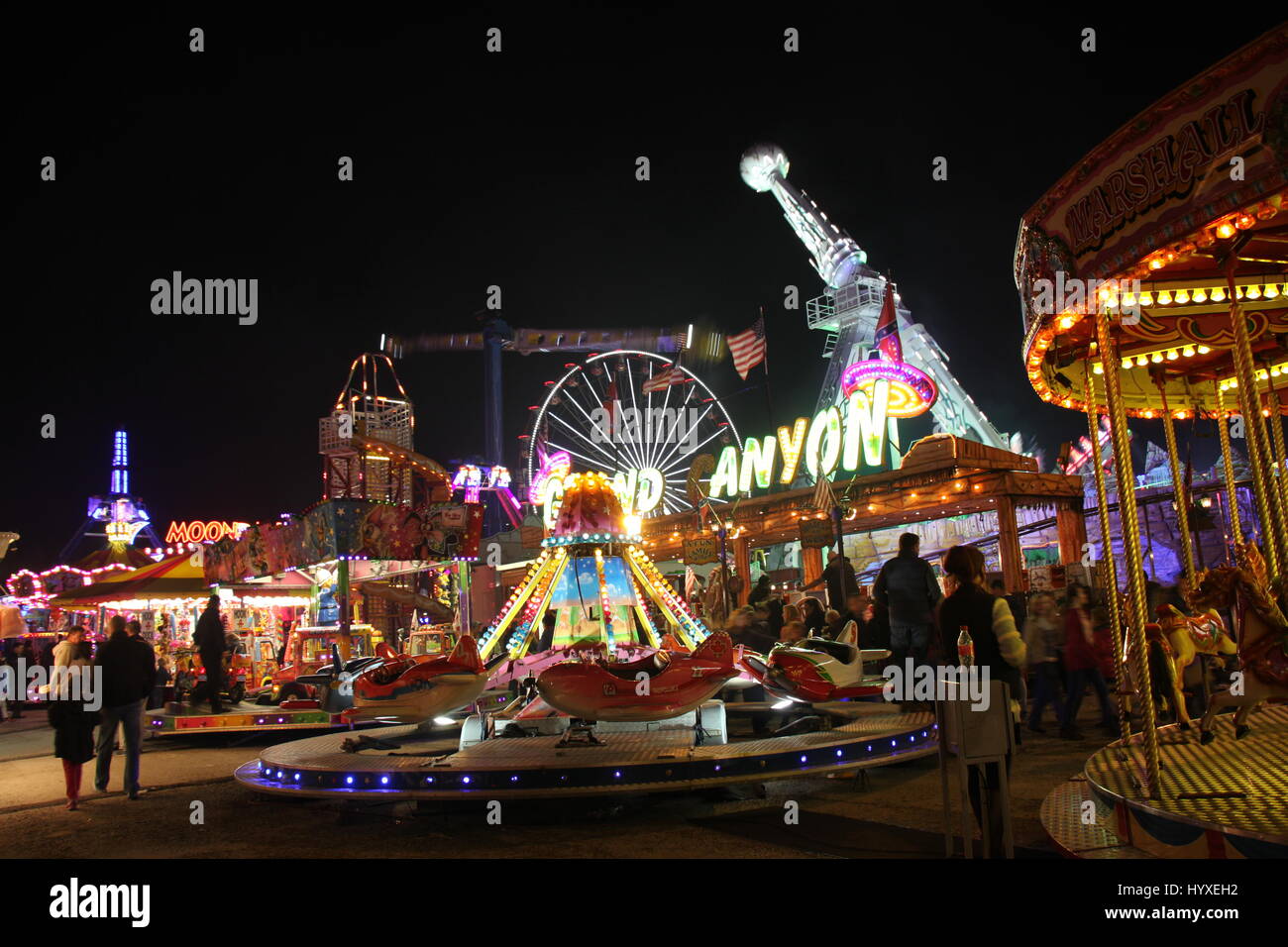 Hull fair at night hi-res stock photography and images - Alamy