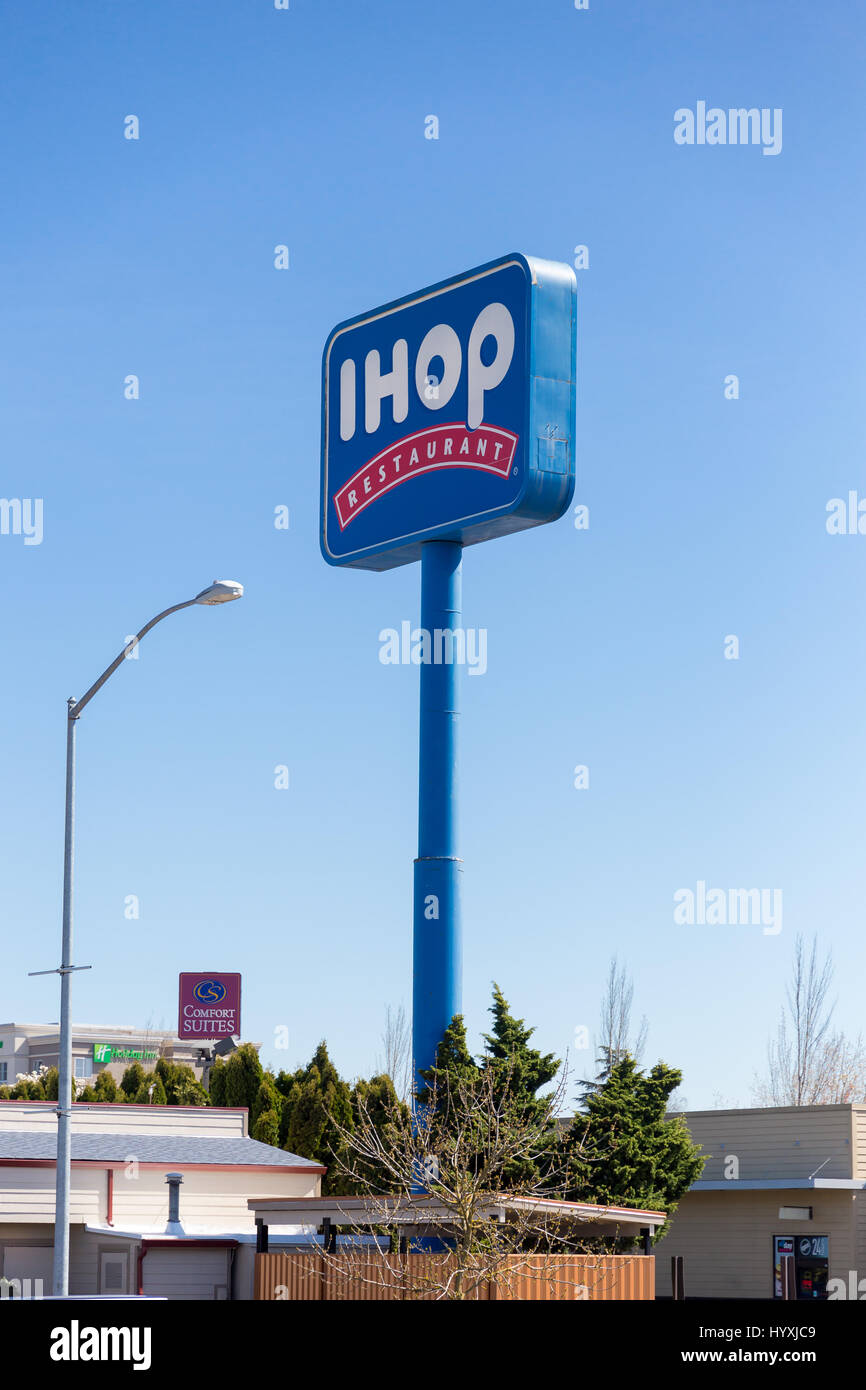 SPRINGFIELD, OR - MARCH 31, 2017: IHOP Restaurant sign with a blue sky in Springfield Oregon. Stock Photo