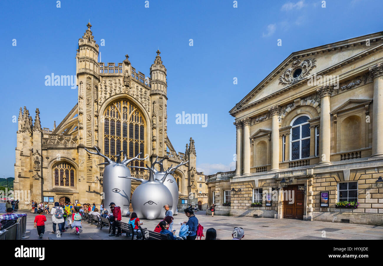 United Kingdom, Somerset, Bath, contempory art installation at the Bath Abbey Churchyard with view of Bath Abbey and the Roman Bath Stock Photo