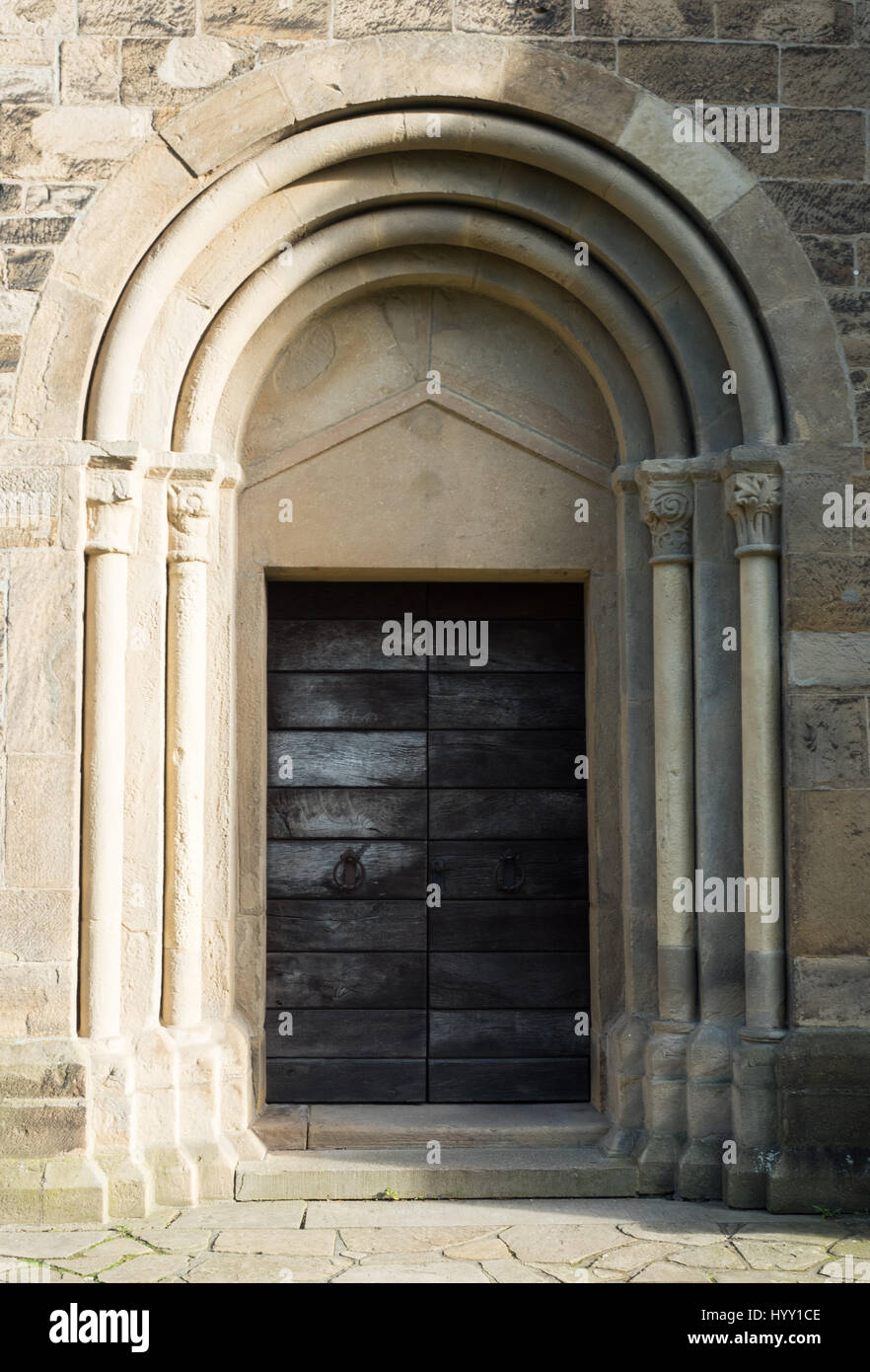 Old church door hi-res stock photography and images - Alamy