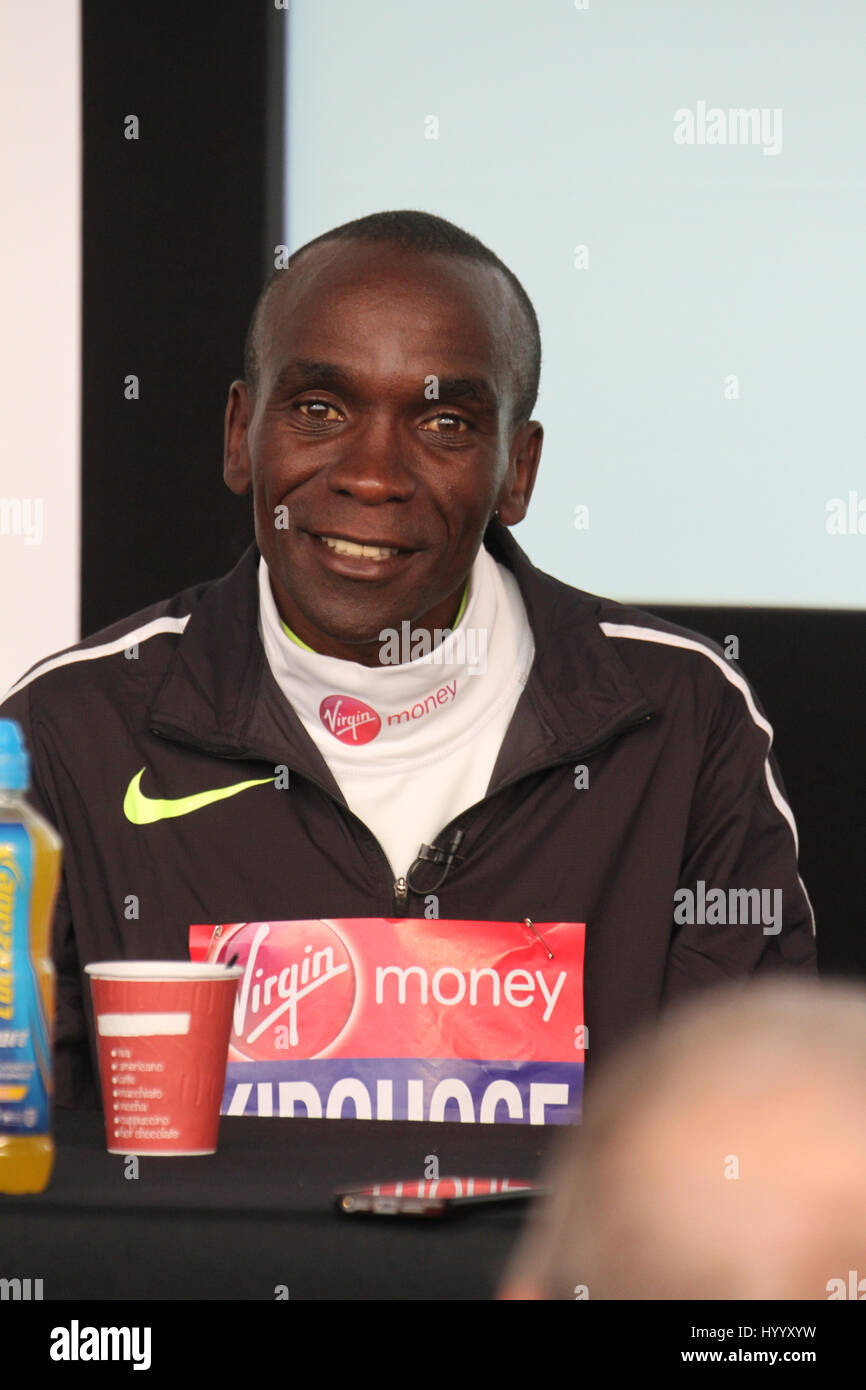 London, UK 24 April 2016.  Men marathon wnner Kenya's Kipchoge during the Virgin Money London Marathon winners press confrence. © David Mbiyu/Alamy Live News Stock Photo