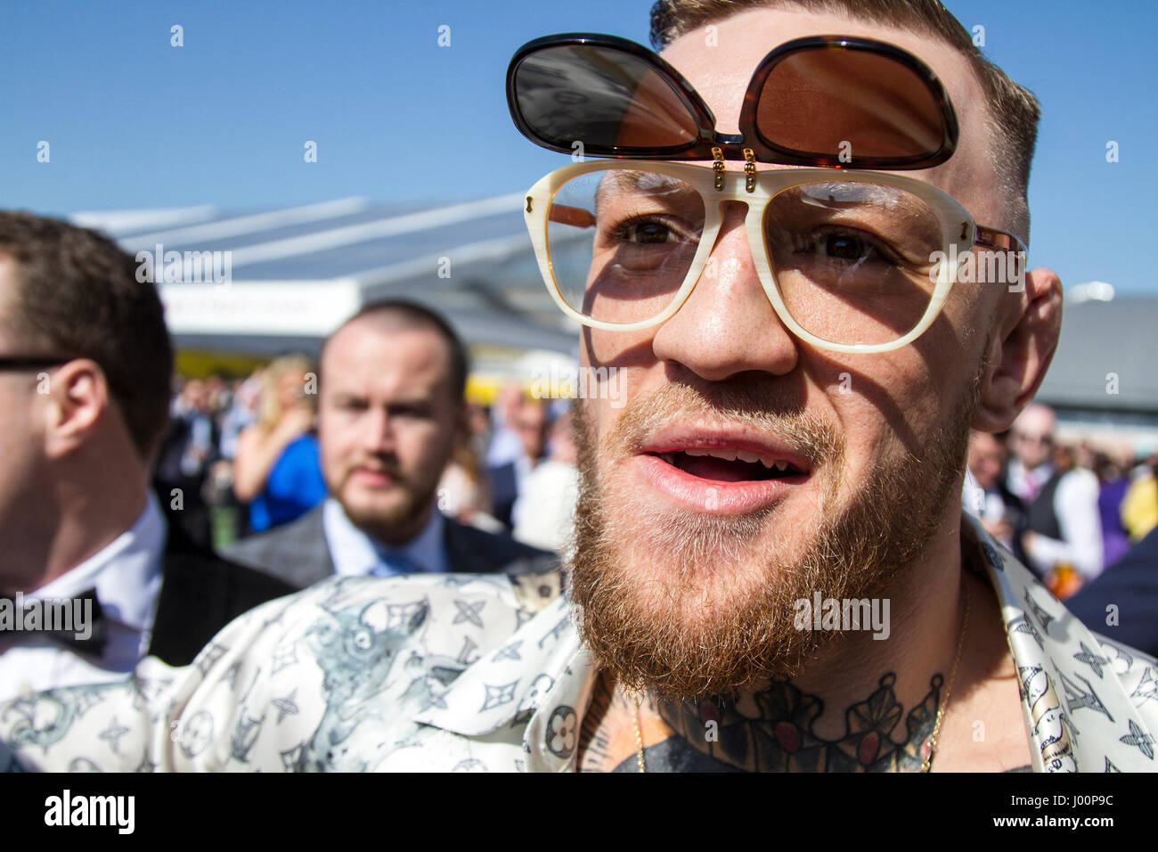 Conor McGregor announces Jan. 18 return fight but won't name opponent - The  Washington Post
