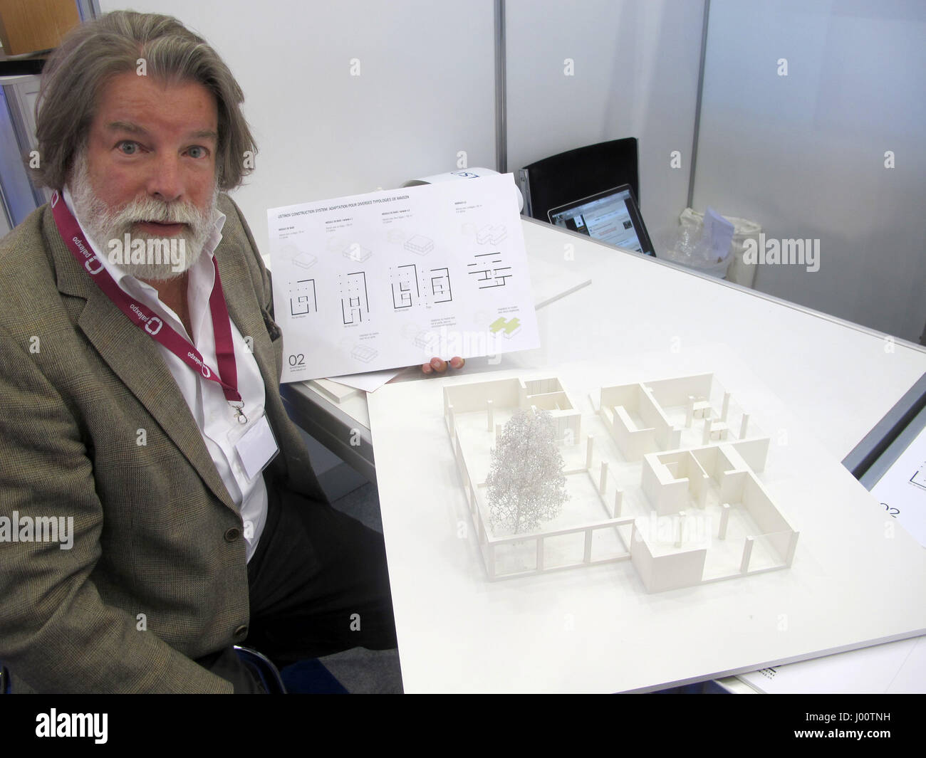 Geneva, Switzerland. 29th Mar, 2017. Igor Ustinov, son of the late actor Peter Ustinov, presents a construction system for pre-constructed houses made of recycled plastic bottles at the Inventions fair in Geneva, Switzerland, 29 March 2017. Photo: Christiane Oelrich/dpa/Alamy Live News Stock Photo