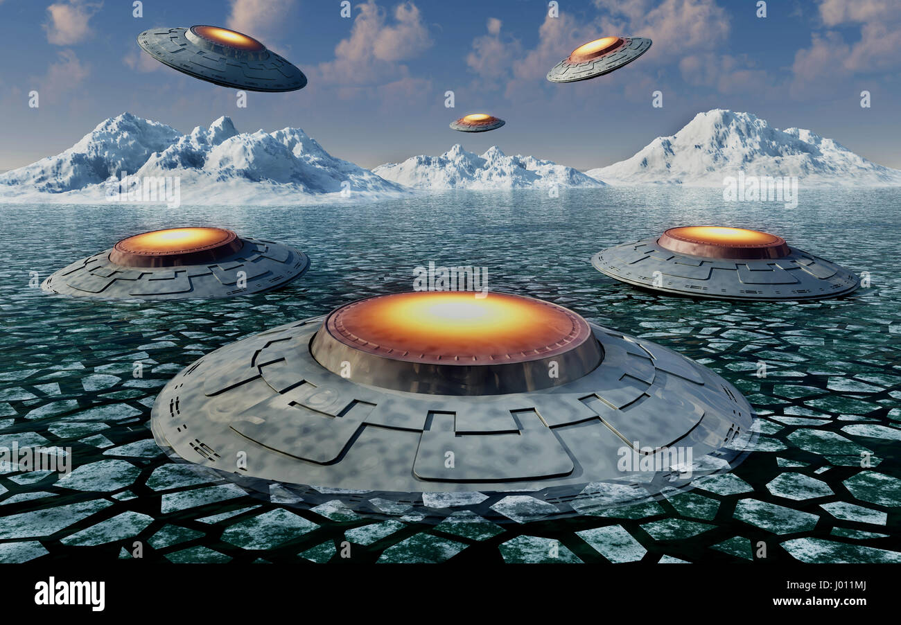 On More Than One Occasion, A Fleet Of UFOS Have Been Seen At The Antarctic . One Notable Sighting Took Place In 1965. Stock Photo