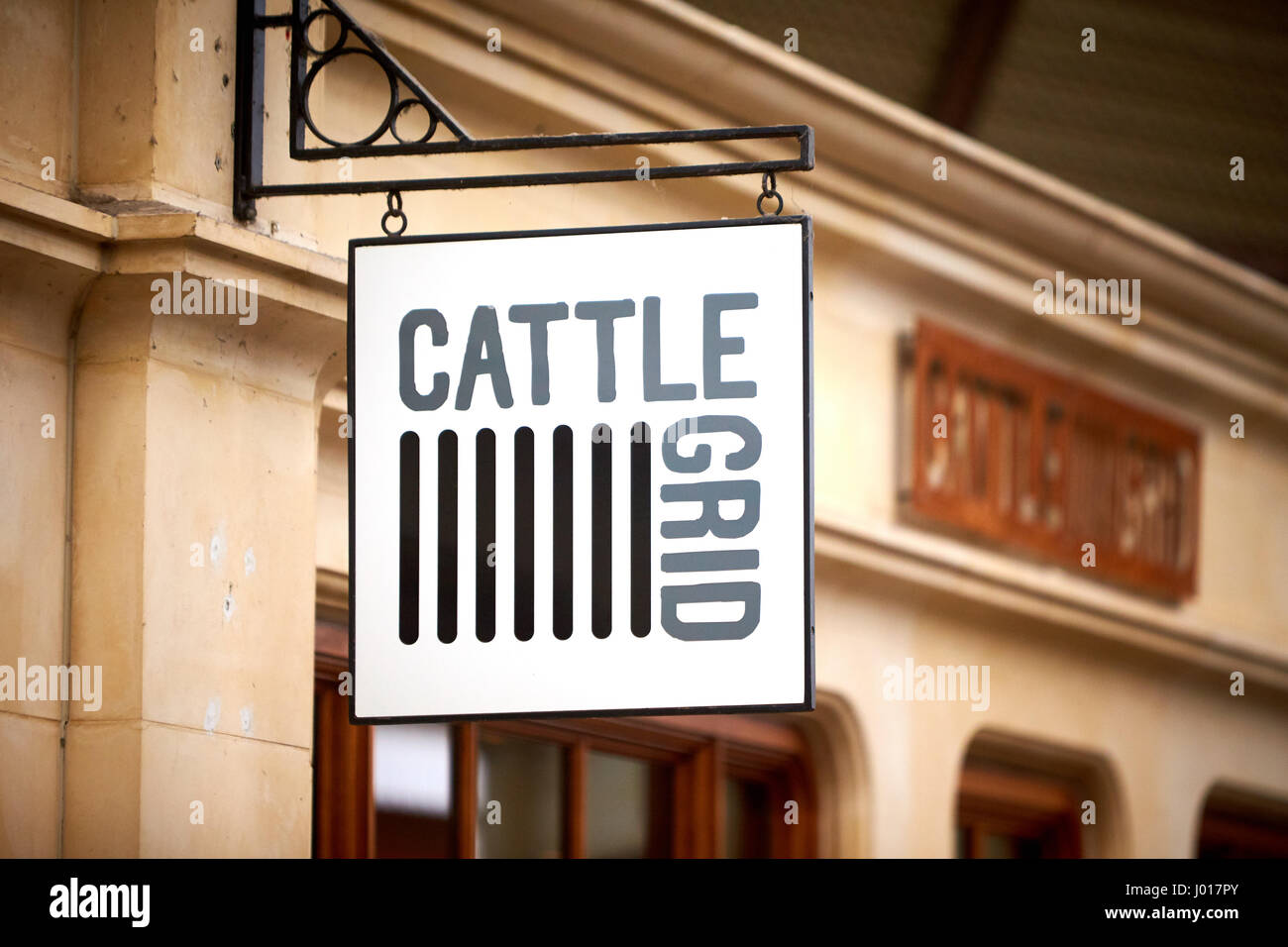 Cattle Grid Sign High Resolution Stock Photography and Images - Alamy