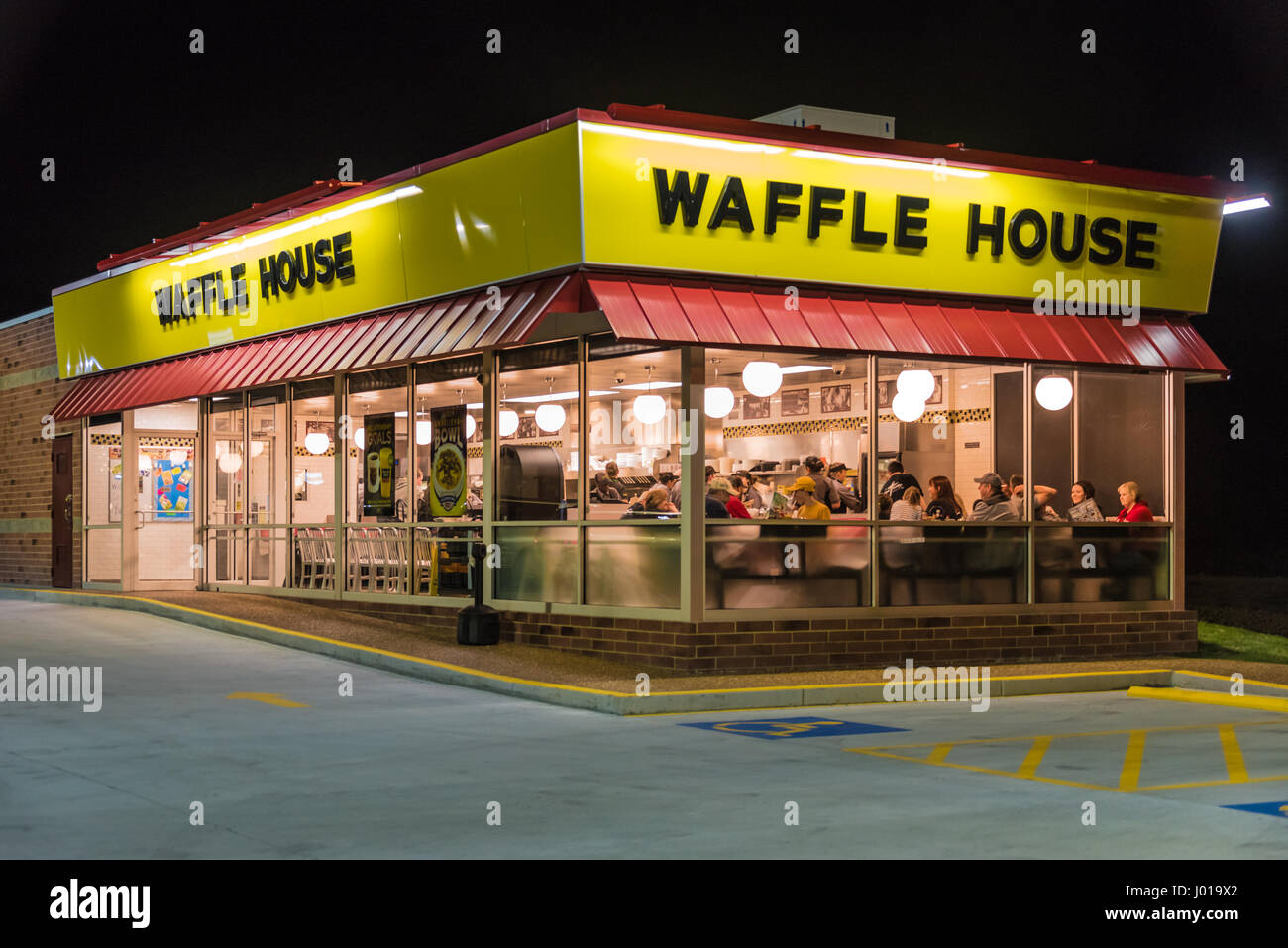 Waffle House restaurant in Jasper, Alabama. Stock Photo