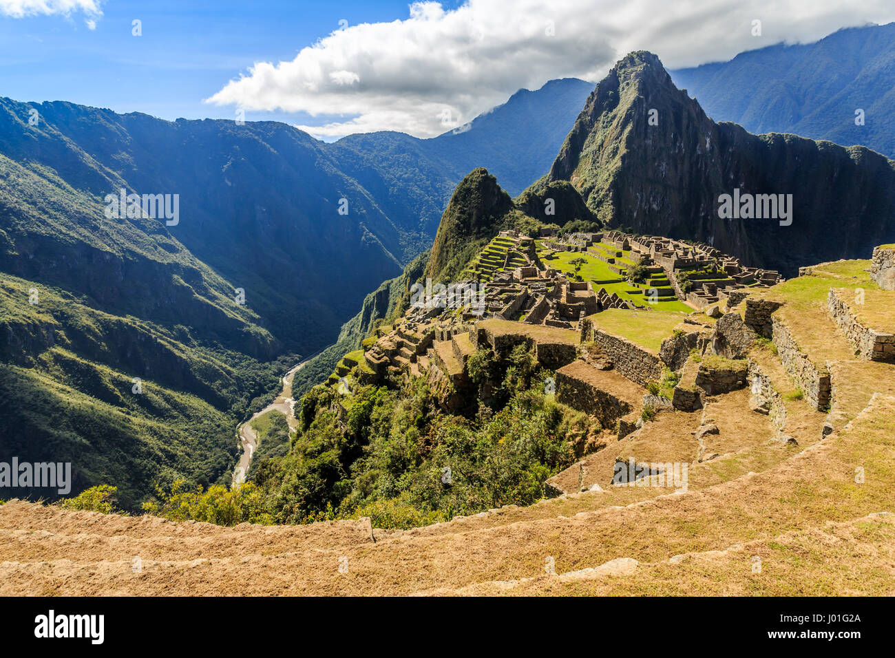 View from the top to old Inca ruins and Wayna Picchu, Machu Picchu, Urubamba provnce, Peru Stock Photo