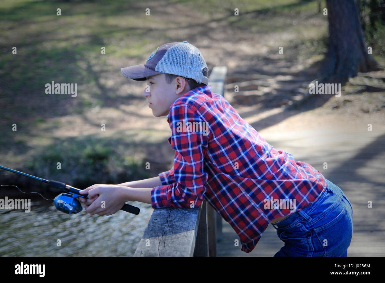 12 year old boy fishing hi-res stock photography and images - Alamy 12 year old boy fishing hi-res stock photography and images - Alamy