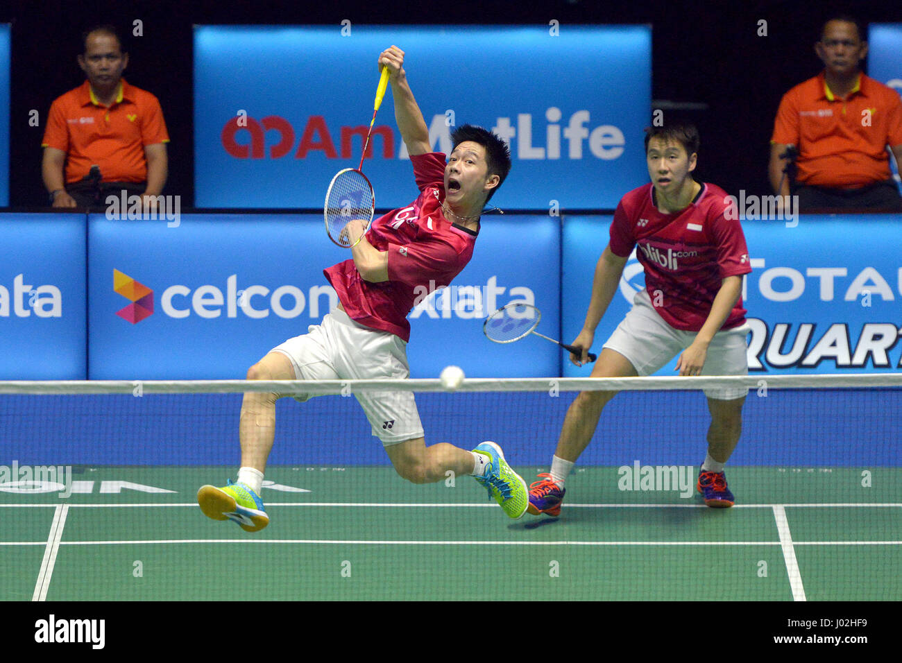 Kuching, Malaysia. 9th Apr, 2017. Indonesia's Marcus Fernaldi Gideon/Kevin  Sanjaya Sukamuljo (L) compete during the men's doubles final against  China's Zheng Siwei/Fu Haifeng at the Malaysia Open Badminton Tournament in  Kuching, Malaysia,